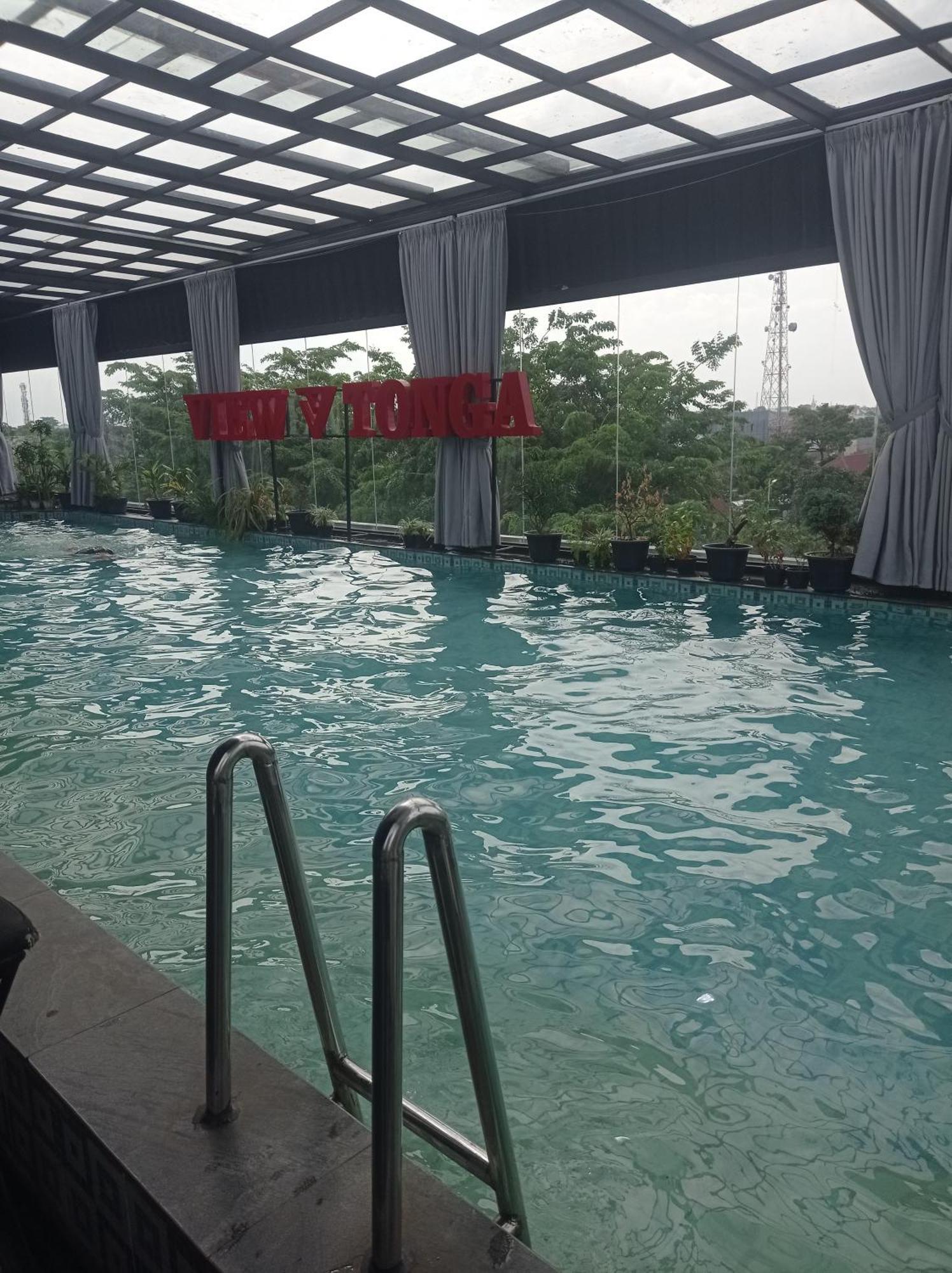 De'Tonga Hotel Medan Dış mekan fotoğraf