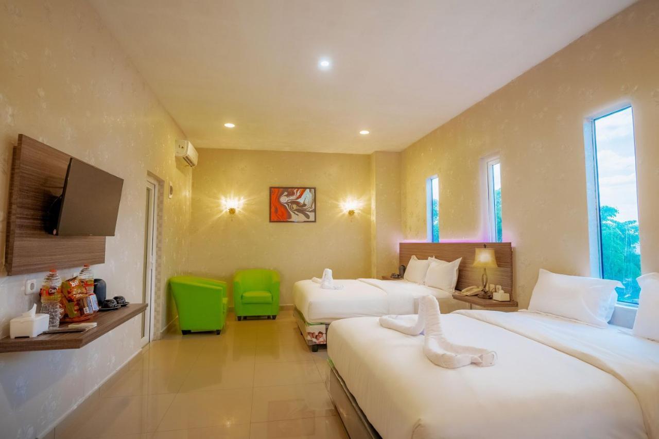 De'Tonga Hotel Medan Dış mekan fotoğraf