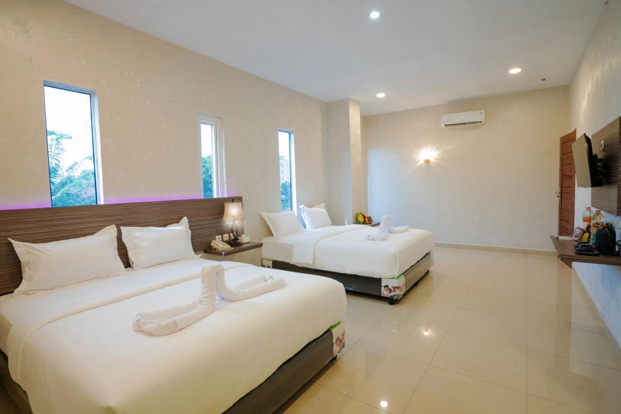 De'Tonga Hotel Medan Dış mekan fotoğraf