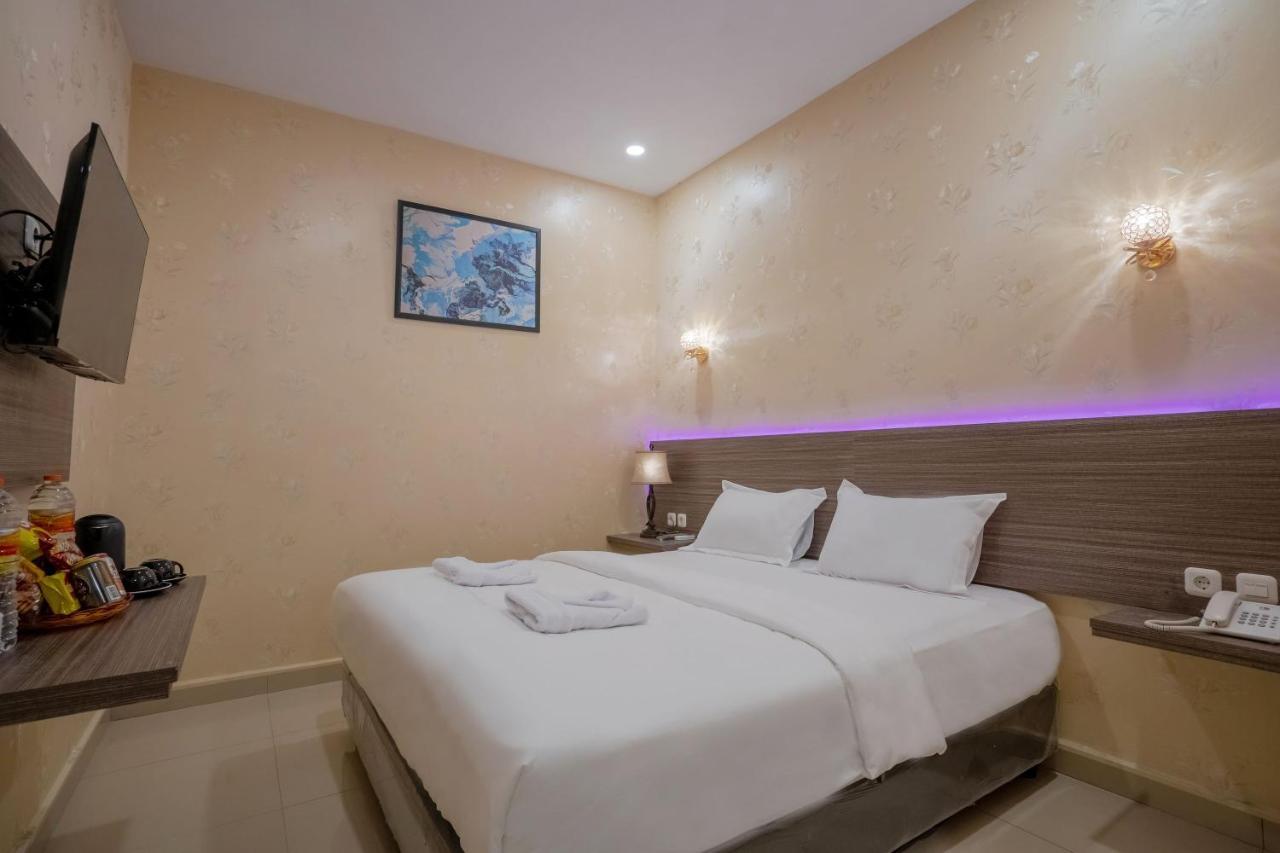 De'Tonga Hotel Medan Dış mekan fotoğraf