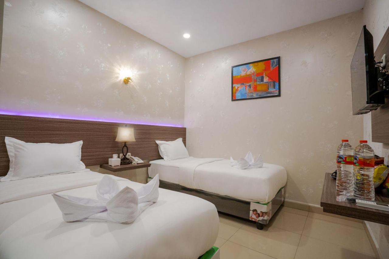 De'Tonga Hotel Medan Dış mekan fotoğraf