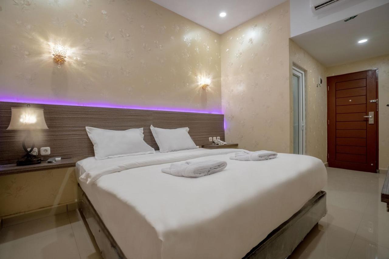 De'Tonga Hotel Medan Dış mekan fotoğraf