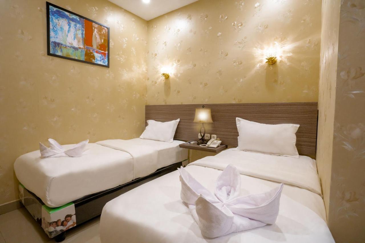 De'Tonga Hotel Medan Dış mekan fotoğraf